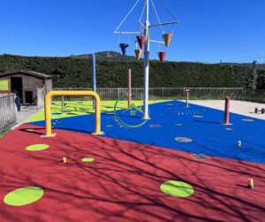 rénovation d'une aire de jeux aquatique en Ardèche au Camping Sandaya La Roubine